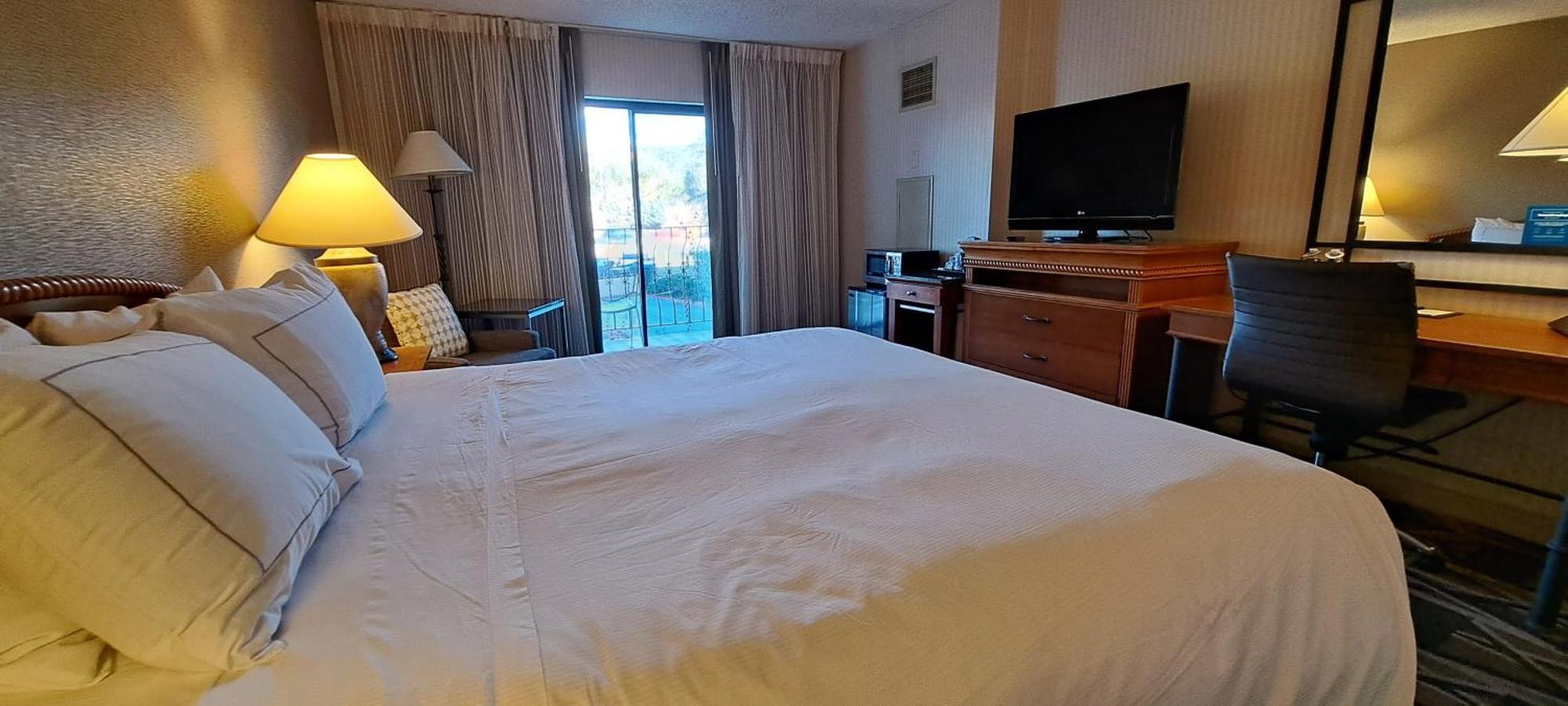 King Room with Balcony and City View